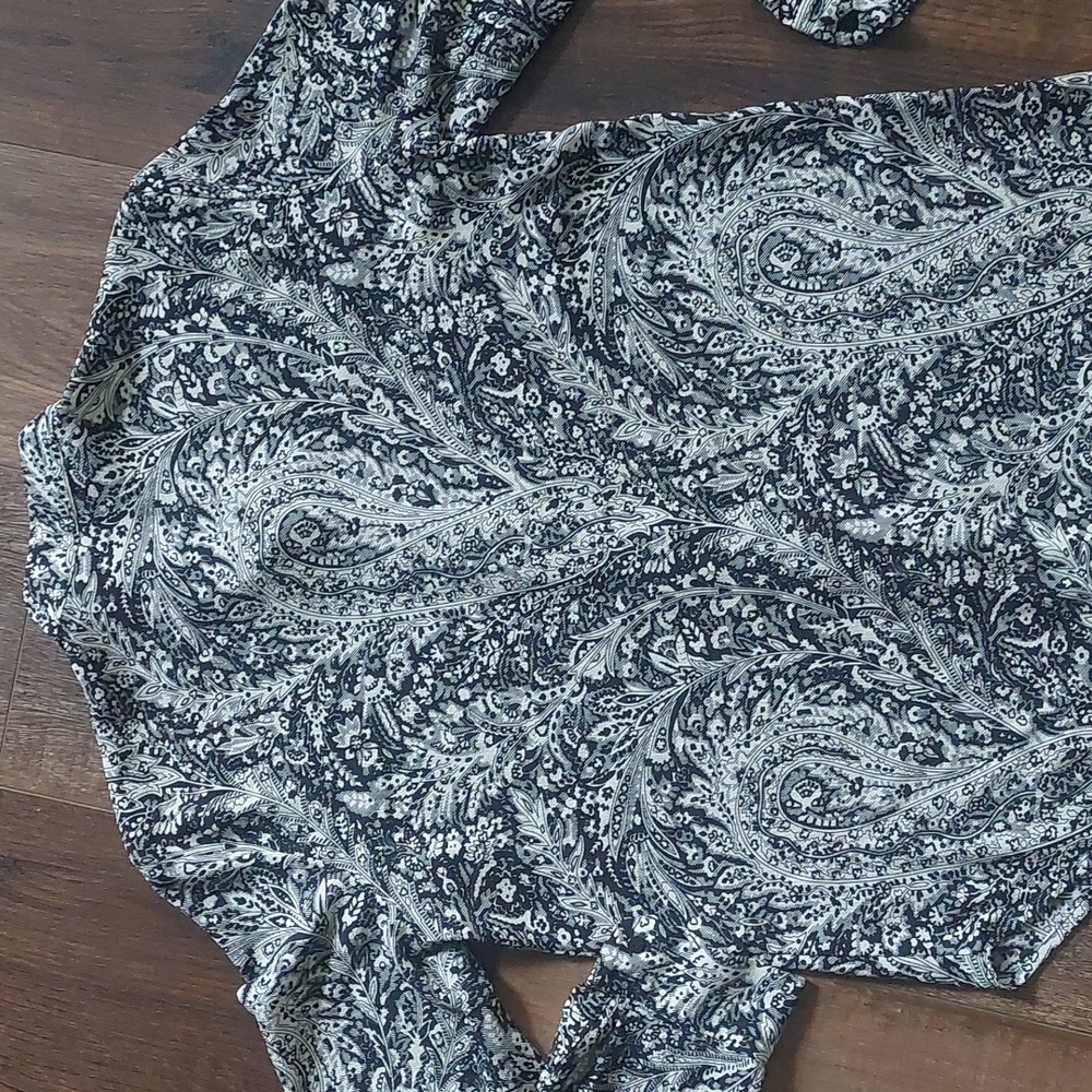 Zara blouse - Picture 7 of 9